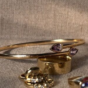 14k Amethyst Bypass Bangle
